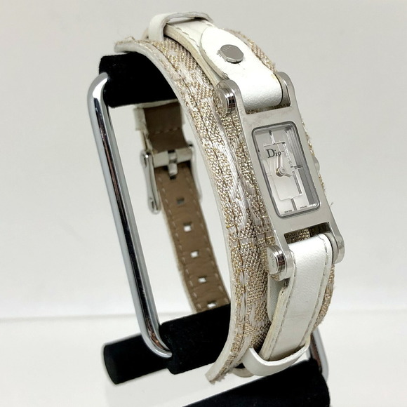 Christian Dior Quartz Watch D104-100 Silver White Dial Women's